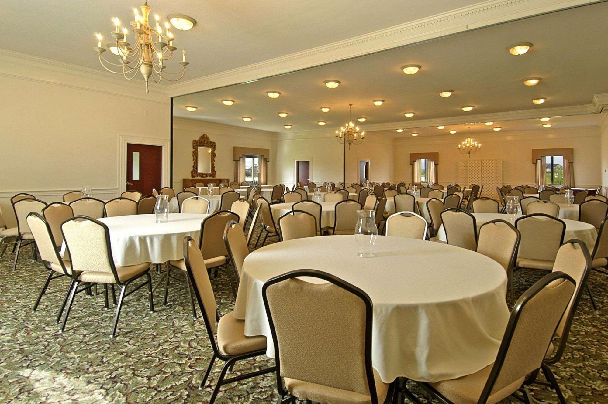 Ramada Limited - Mount Sterling Hotel Buitenkant foto