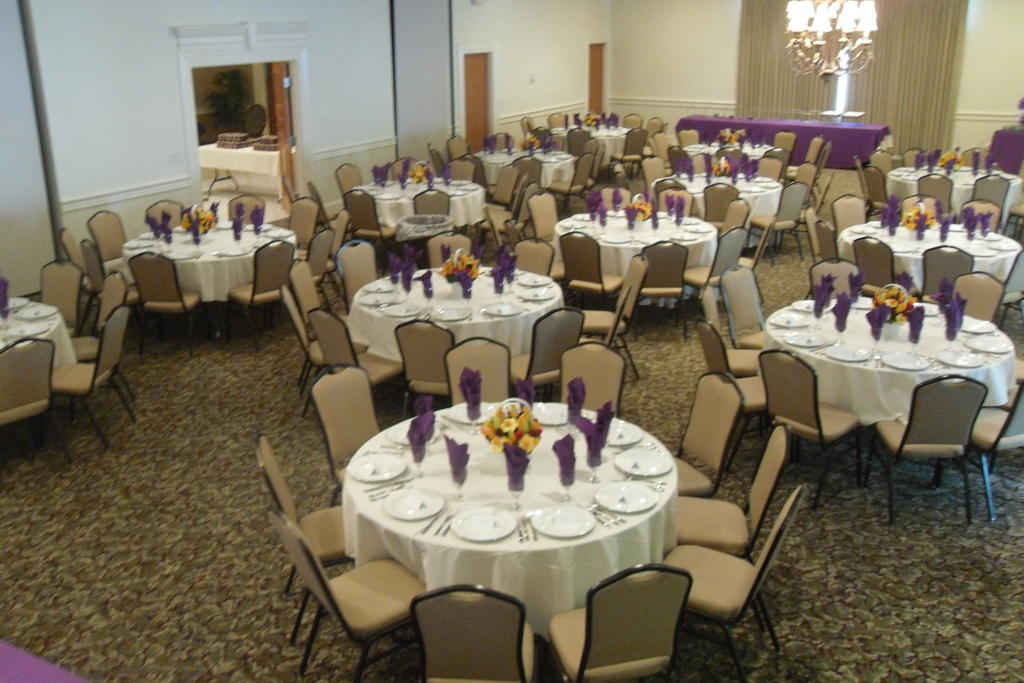 Ramada Limited - Mount Sterling Hotel Buitenkant foto